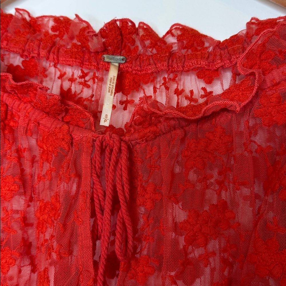 Free People red jubilee floral embroidered sheer peasant top size small - Picture 10 of 12